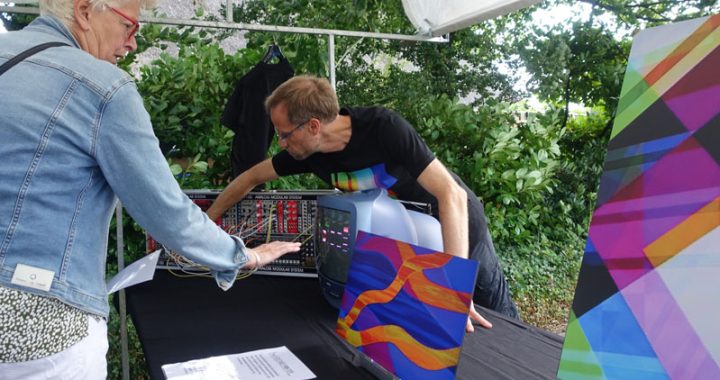 The Voltage Painter
